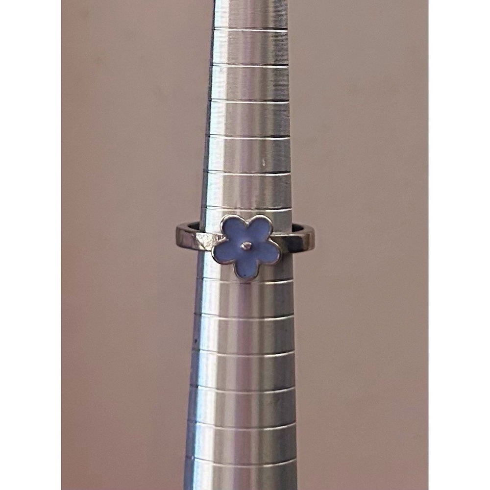 Silver Tone Metal Band Ring Periwinkle Flower Top Flowers & Plants Theme Size 7